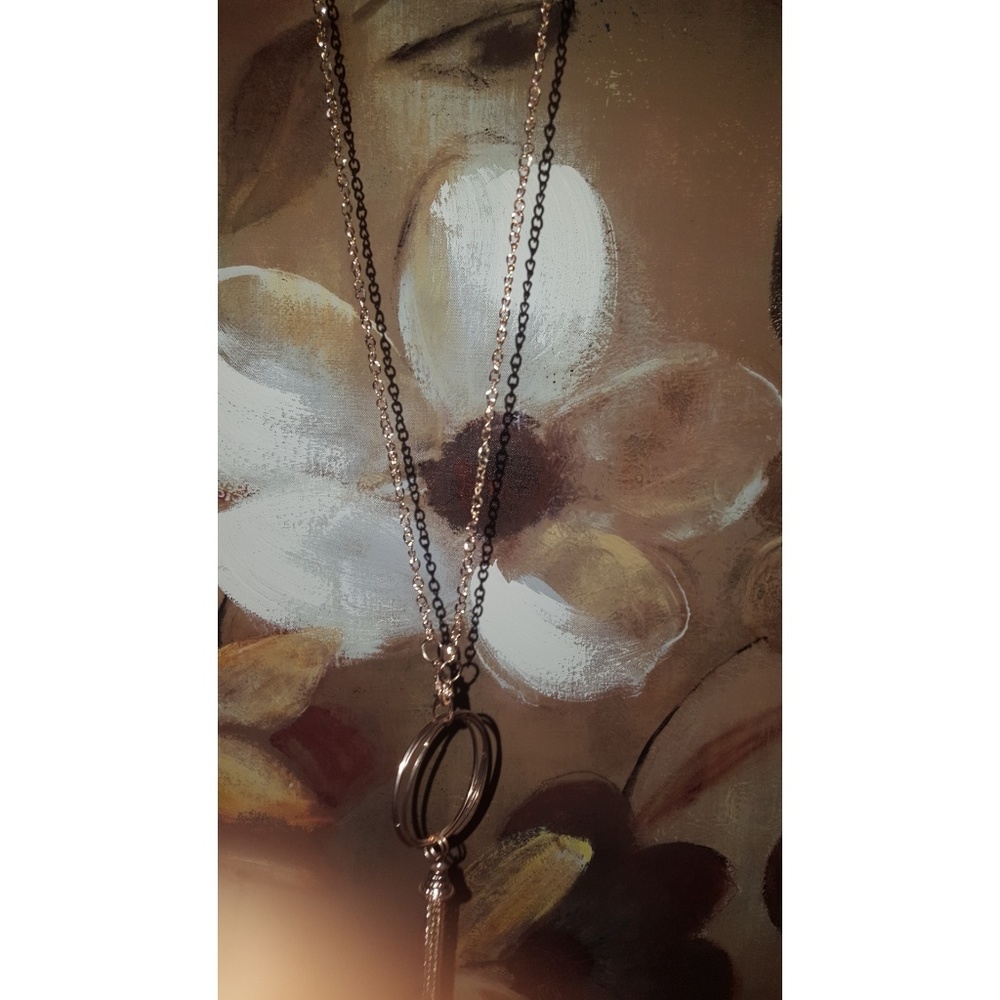 Gold Necklace - Picture 2 of 3